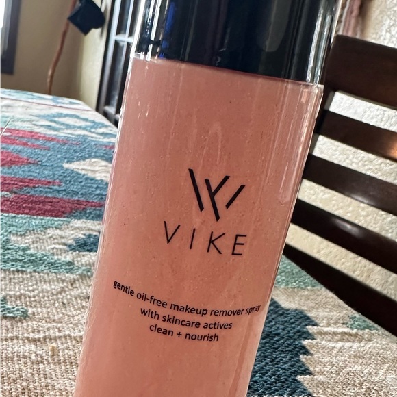 Five Piece Lot of NWT of High End Skin Care. - Picture 3 of 4